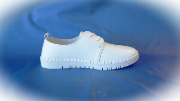 Balti odiniai moteriški batai JOLLA