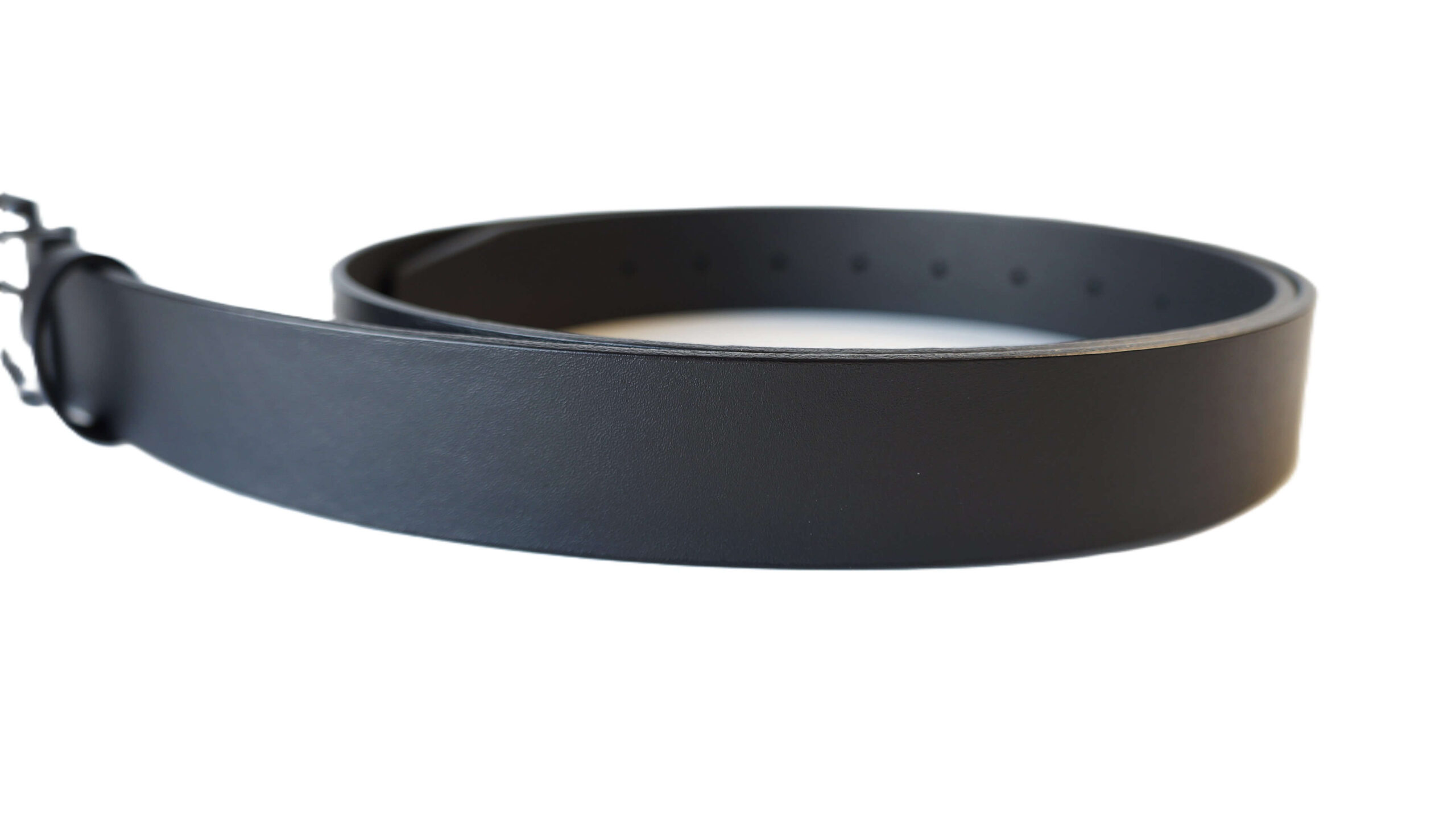 Lietuviškas juodas odinis vyriškas diržas 3,5 cm Vilnius Fashion Belts su juoda sagtimi