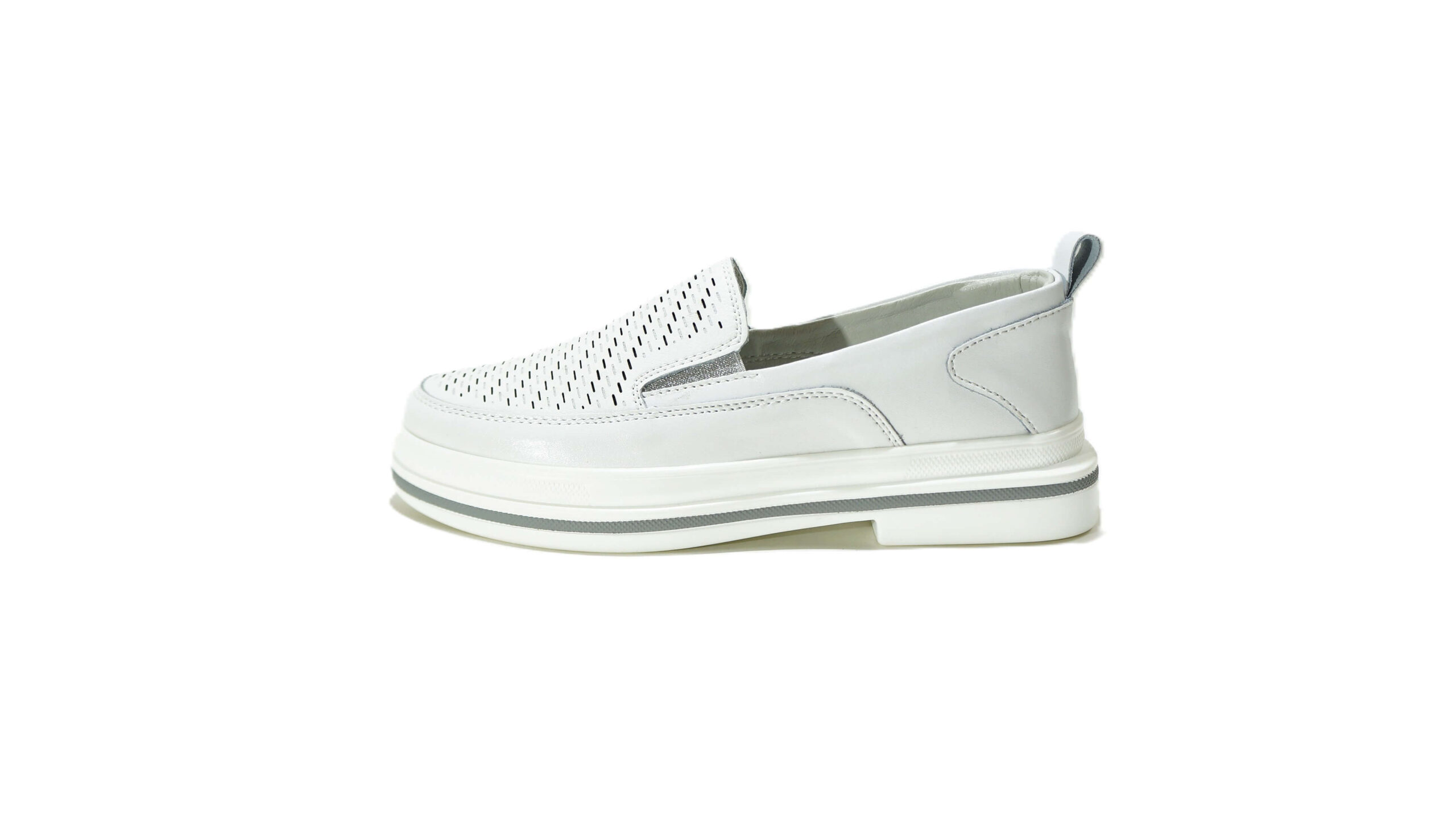 Balti odiniai vasariniai batai moterims ZOJAS