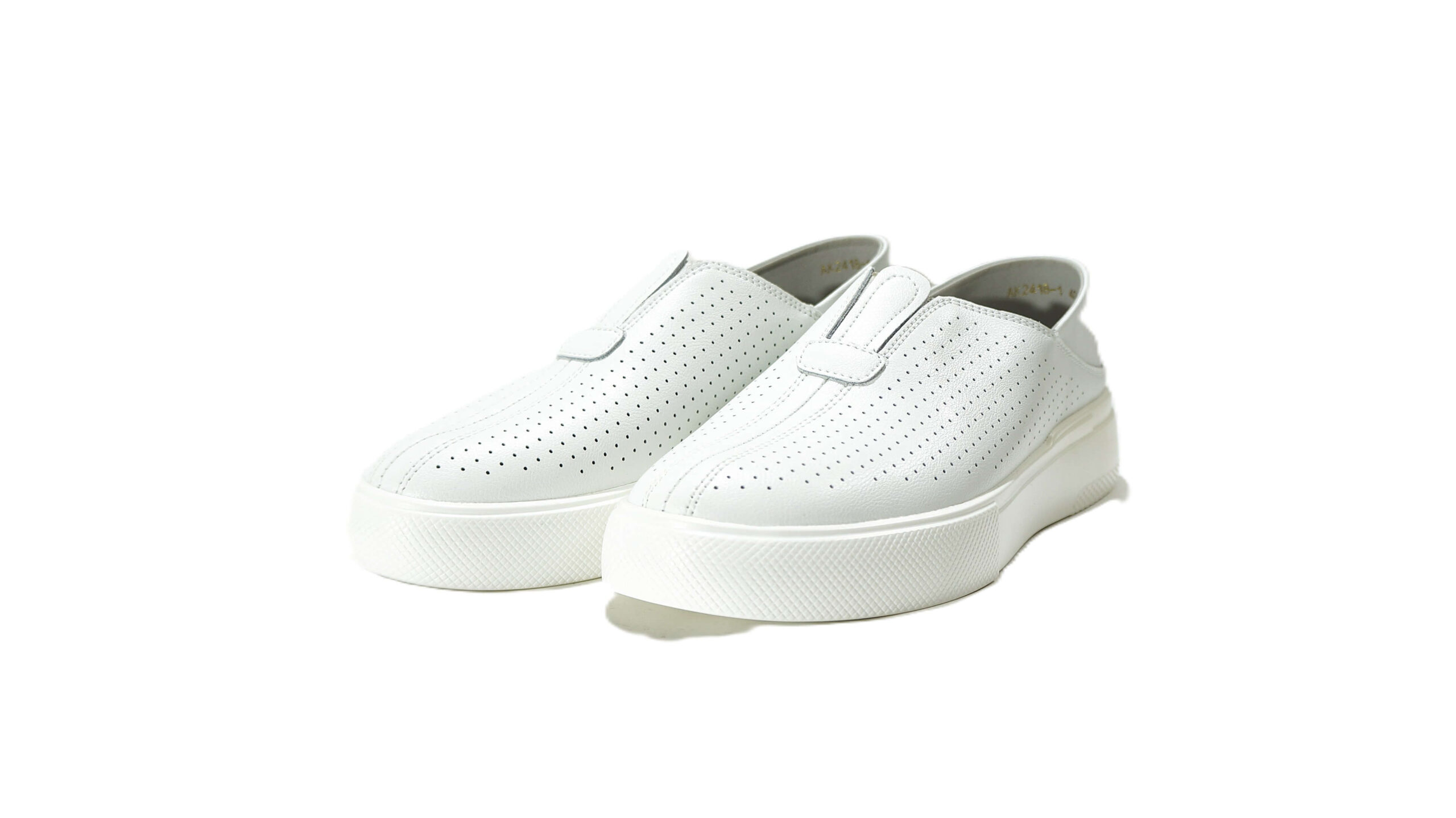 Balti odiniai vasariniai batai moterims ZOJAS