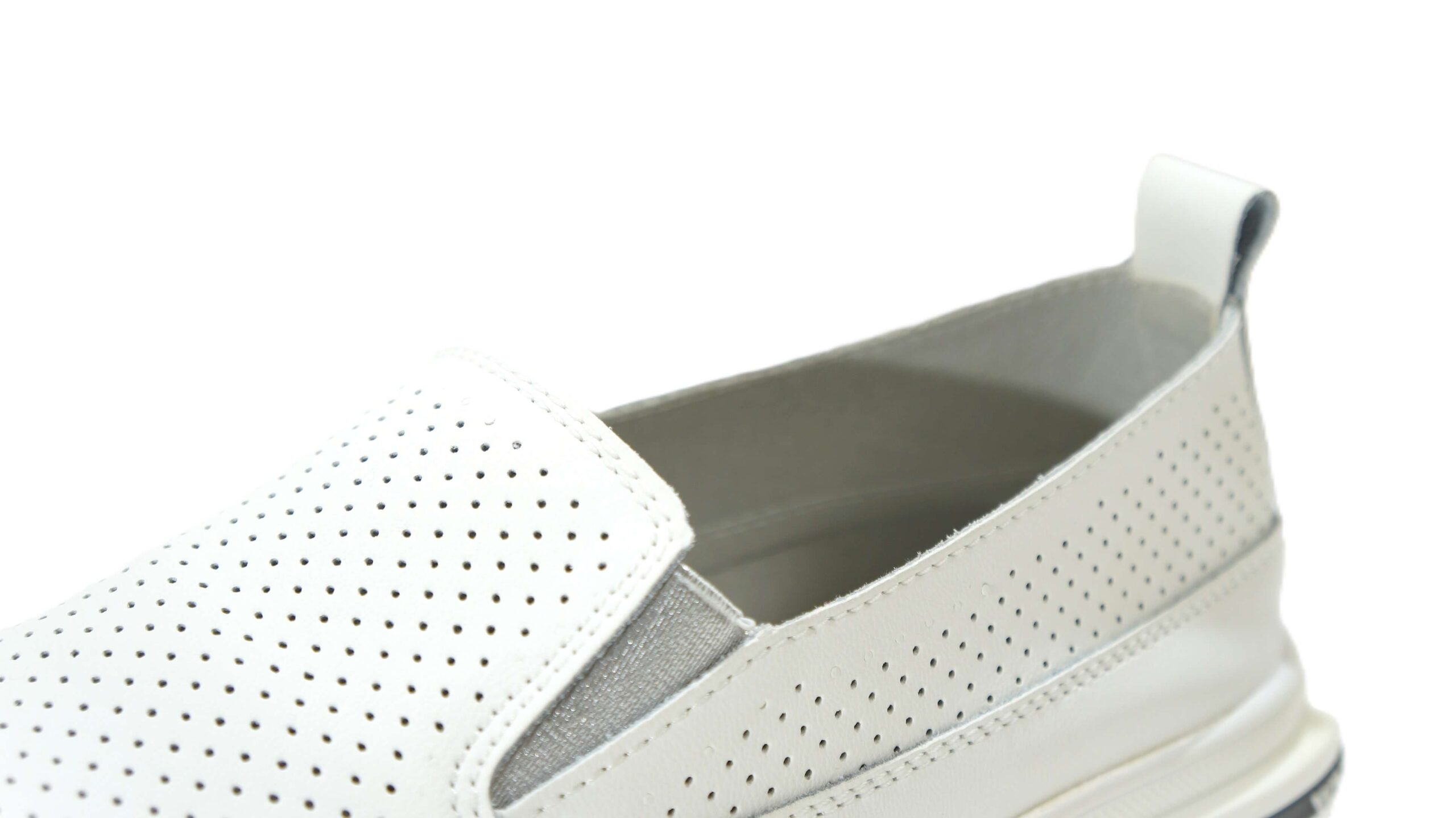 Balti odiniai vasariniai batai moterims ZOJAS