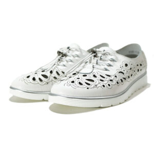 Balti odiniai vasariniai batai moterims ZOJAS