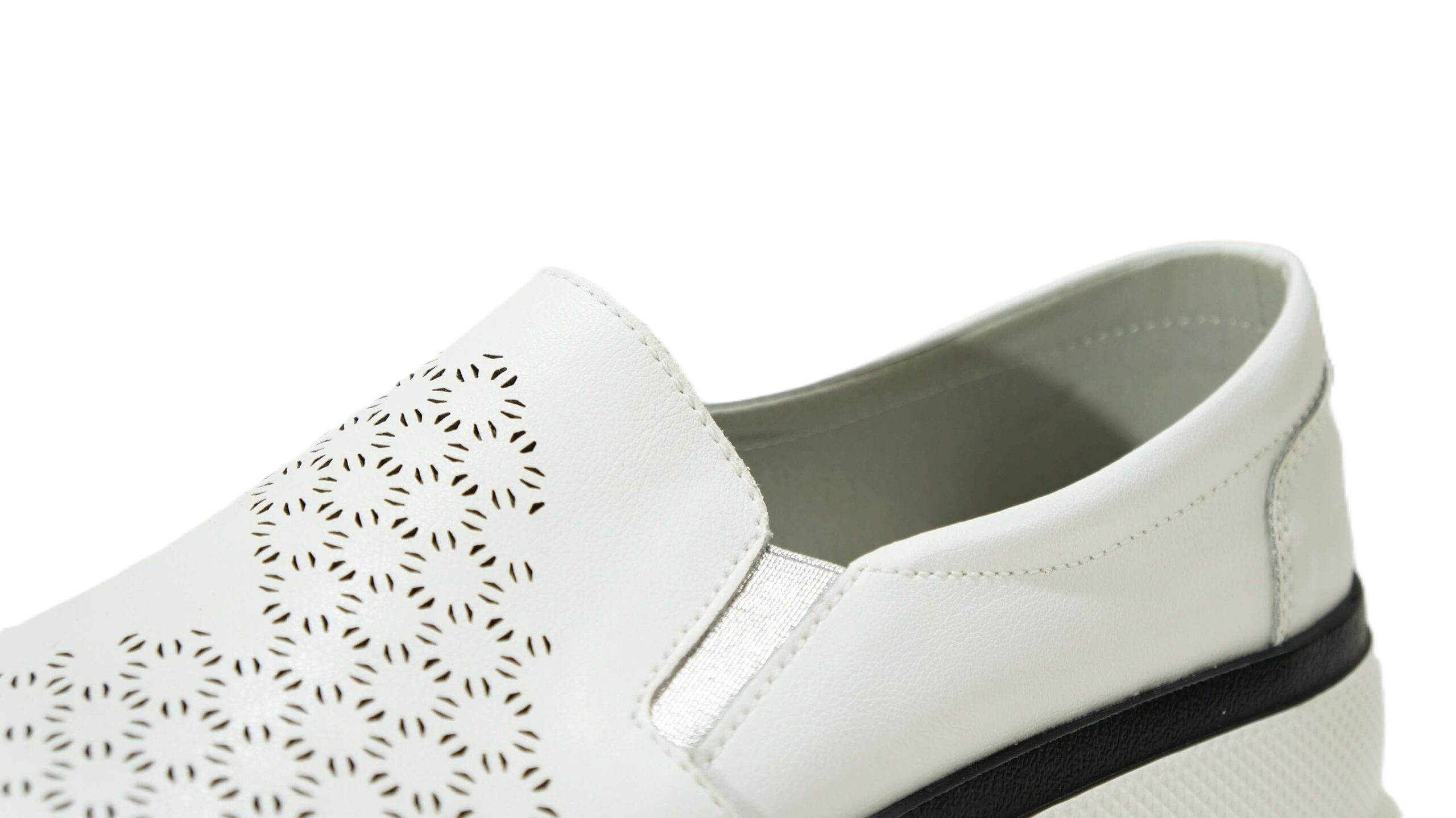 Balti odiniai vasariniai batai moterims ZOJAS