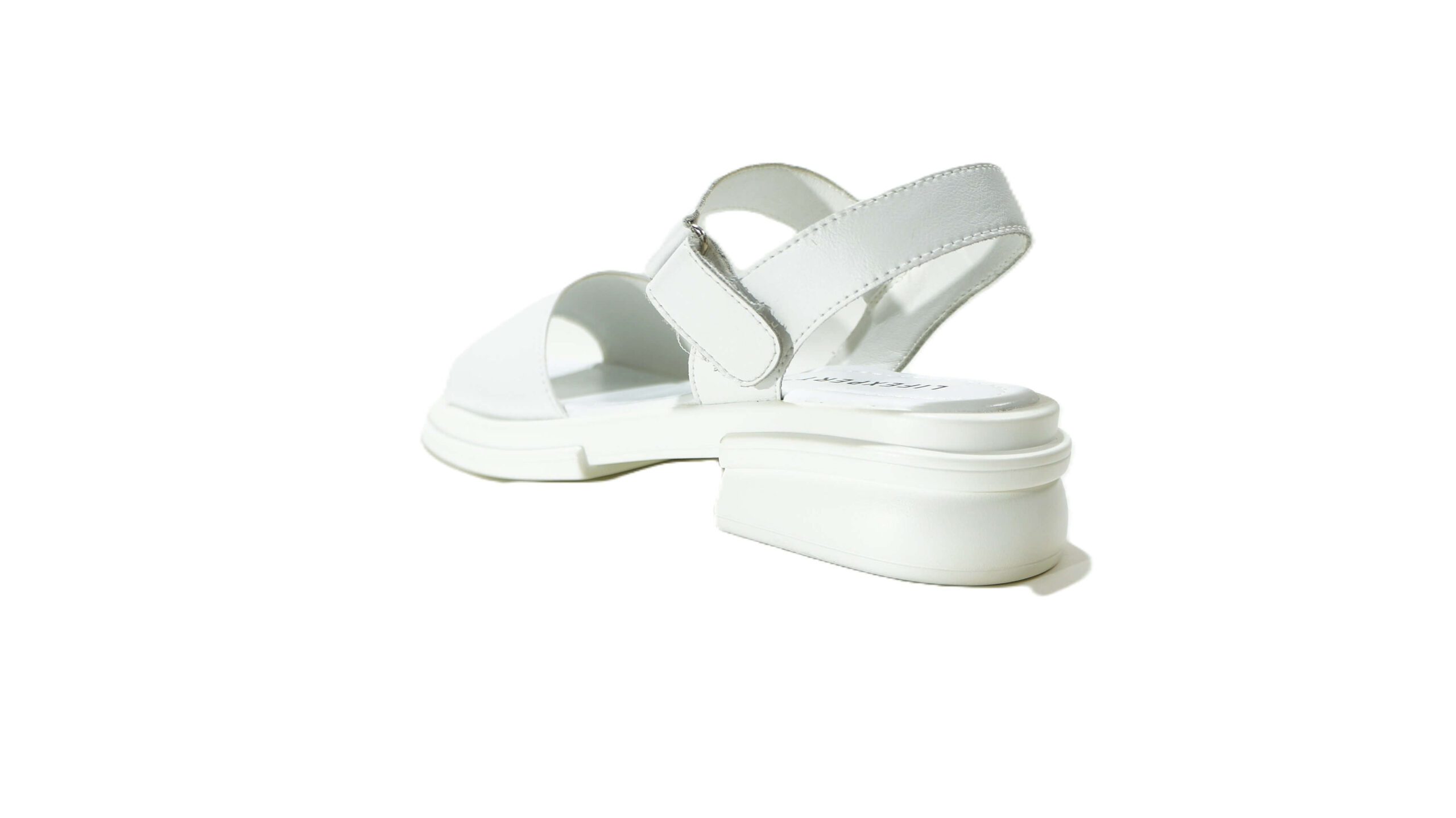 Baltos odinės basutės moterims ZOJAS