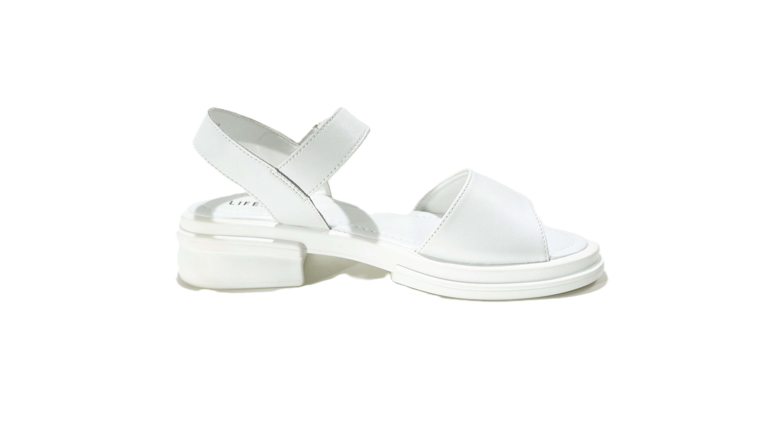 Baltos odinės basutės moterims ZOJAS