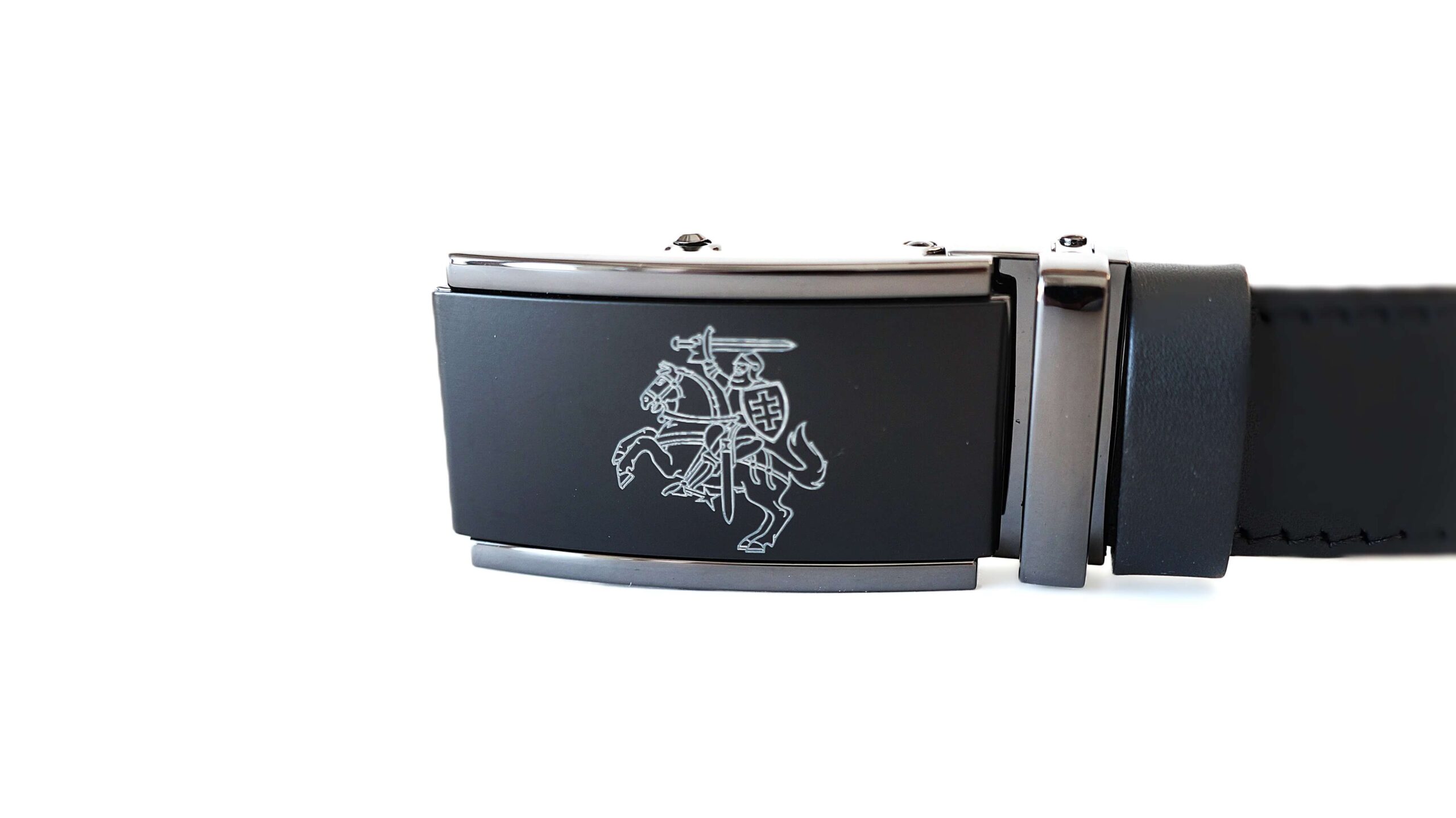 Automatinė diržo sagtis su Vyčio simbolika