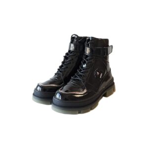 Juodi lakuoti demisezoniniai aulinukai moterims Aotoria