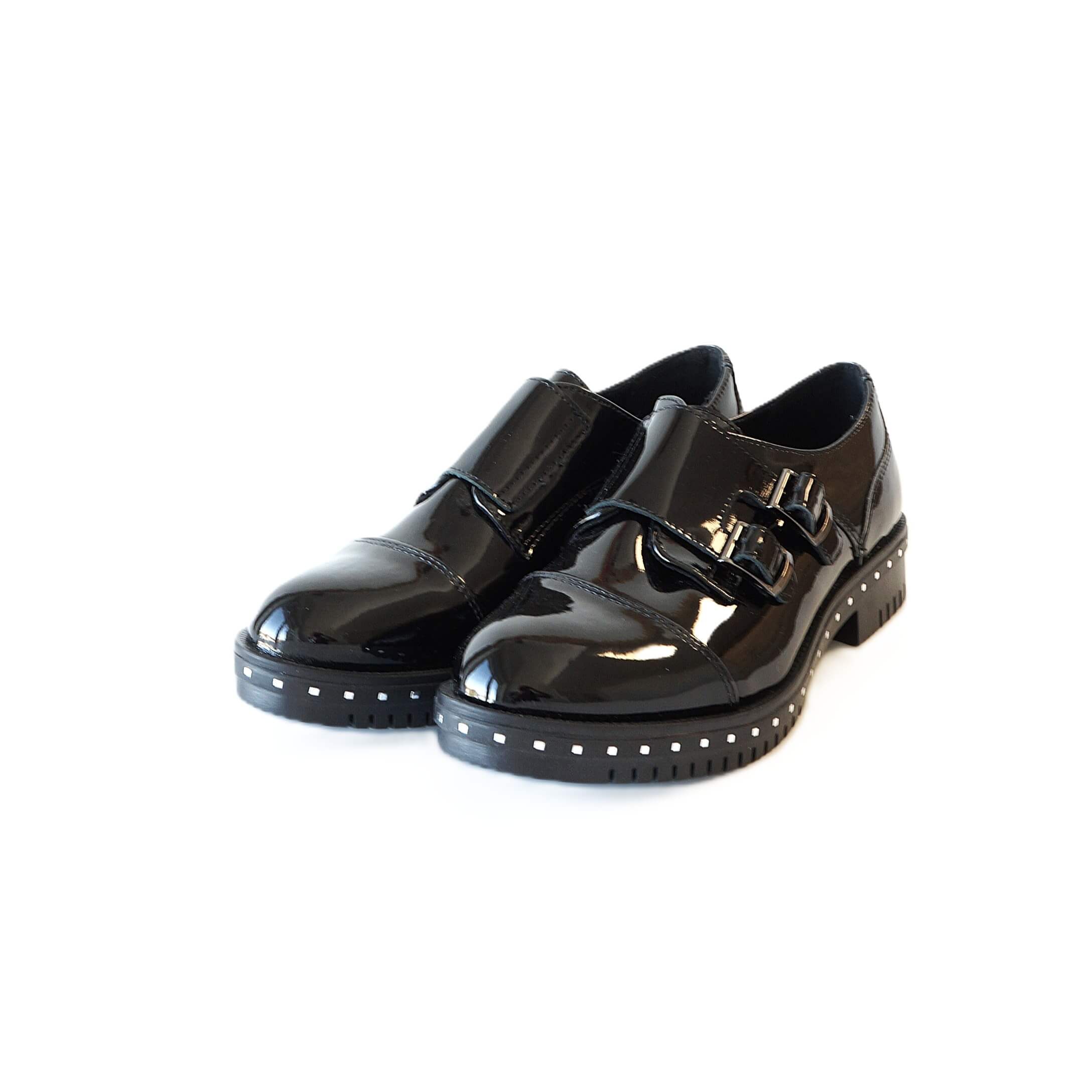 Lenkiški juodi lakuoti pusbačiai moterims Amart